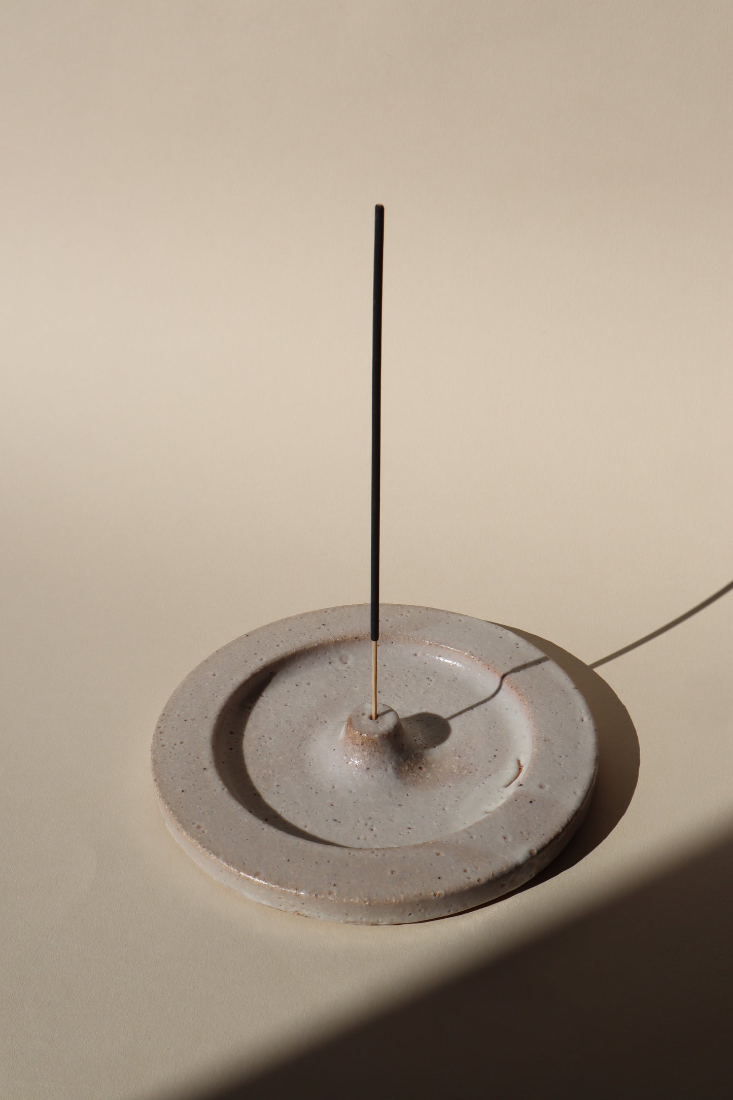 Balanced Incense Dish in Craze